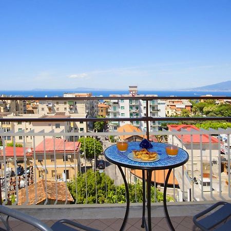 Amore Rentals - Appartamento Cielomare Sorrento Exteriér fotografie