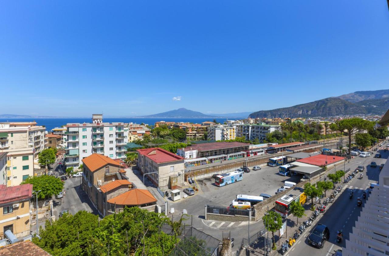 Amore Rentals - Appartamento Cielomare Sorrento Exteriér fotografie